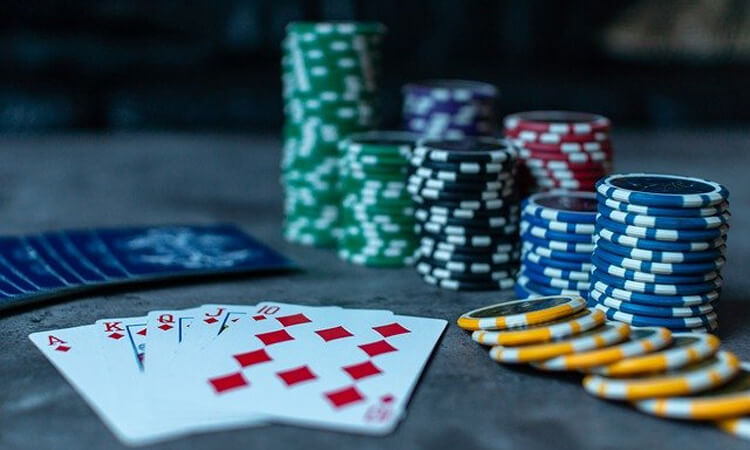 poker-cards-and-chips